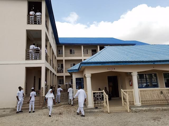 standardcollegeofnursingsciences2Cminna2082516556170576621